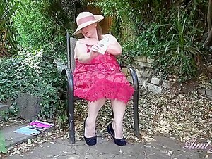 Chubby Gilf Outdoor Erotic Solo